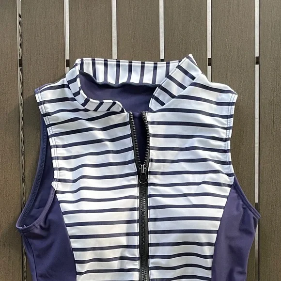 CUPSHE RASH GUARD SLEEVELESS ZIP BOYLEG SURF SNORKEL SWIMSUIT!! - Picture 9 of 15